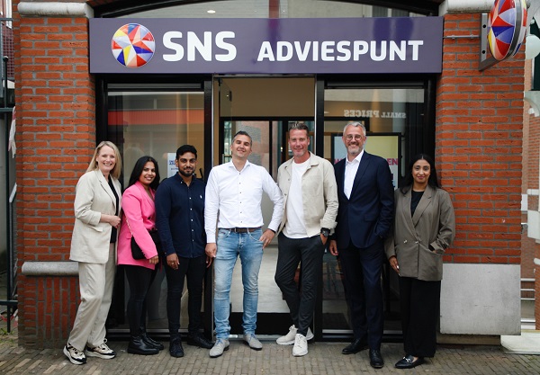 SNS Adviespunt, Oostdijk 50, Oud-Beijerland